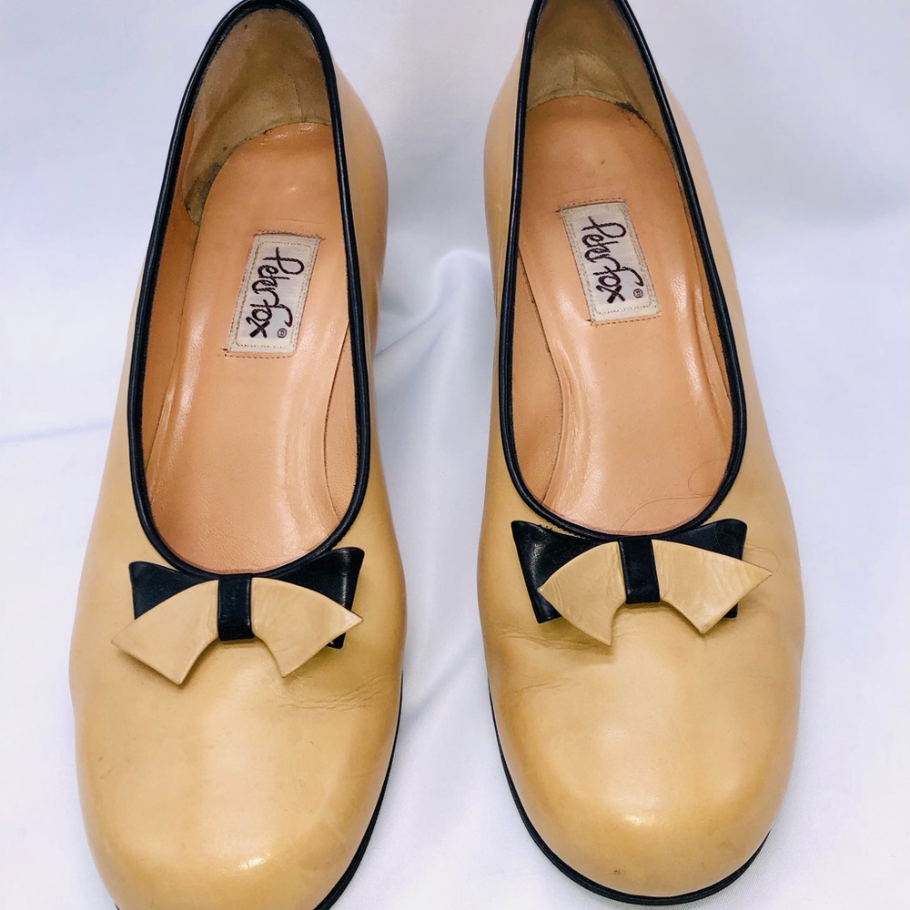 Rare Peter Fox tan vintage leather pumps with bow- Size 10
